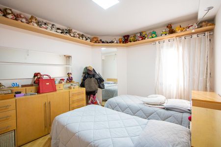 Apartamento à venda com 211m², 4 quartos e 3 vagasSuíte 2