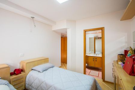 Apartamento à venda com 211m², 4 quartos e 3 vagasSuíte 2