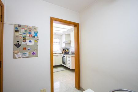 Apartamento à venda com 211m², 4 quartos e 3 vagasCopa