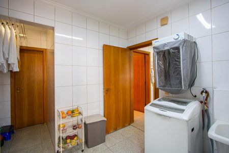 Apartamento à venda com 211m², 4 quartos e 3 vagasÁrea de serviço
