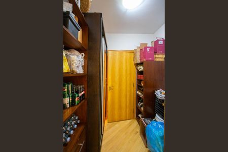 Apartamento à venda com 211m², 4 quartos e 3 vagasCorredor/Despensa