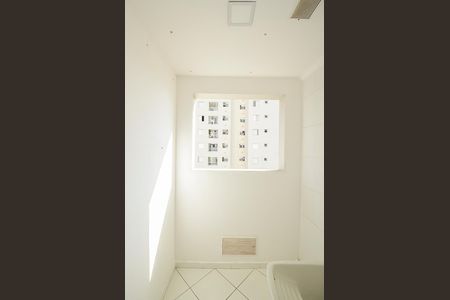 Apartamento à venda com 65m², 2 quartos e 1 vagaÁrea de Serviço