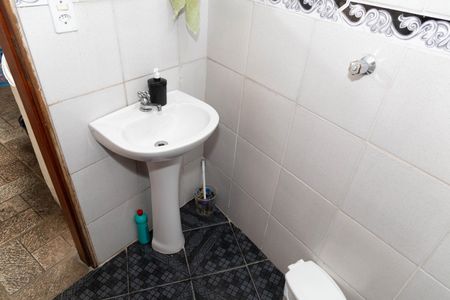 Casa à venda com 127m², 3 quartos e 1 vagaBanheiro Social 2