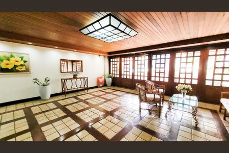 Apartamento à venda com 75m², 2 quartos e 1 vagaHall social