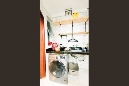 Apartamento à venda com 75m², 2 quartos e 1 vagaÁrea de Serviço