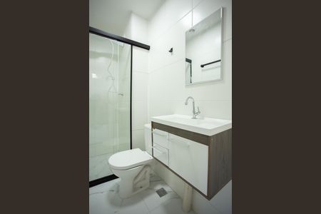 Apartamento para alugar com 32m², 2 quartos e sem vaga Apartamento para alugar com 32m², 2 quartos e sem vagaBanheiro