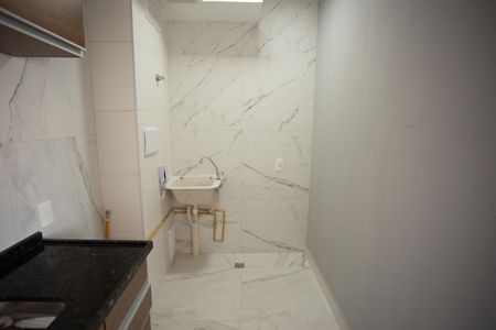 Apartamento para alugar com 32m², 2 quartos e sem vaga Apartamento para alugar com 32m², 2 quartos e sem vagaÁrea de Serviço