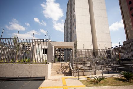 Apartamento para alugar com 32m², 2 quartos e sem vaga Apartamento para alugar com 32m², 2 quartos e sem vagaFachada e portaria