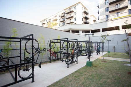 Apartamento para alugar com 32m², 2 quartos e sem vaga Apartamento para alugar com 32m², 2 quartos e sem vagaBicicletário