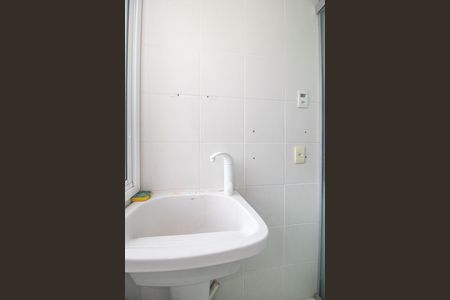 Apartamento à venda com 66m², 3 quartos e 1 vagaÁrea de Serviço