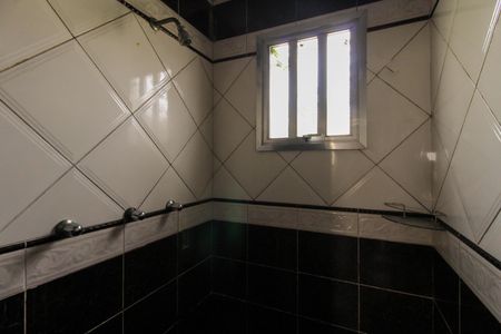 Casa para alugar com 129m², 4 quartos e 1 vaga Casa para alugar com 129m², 4 quartos e 1 vagaBanheiro da Suíte