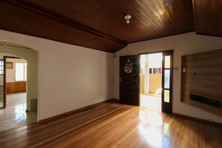 Casa para alugar com 129m², 4 quartos e 1 vaga Casa para alugar com 129m², 4 quartos e 1 vagaSala