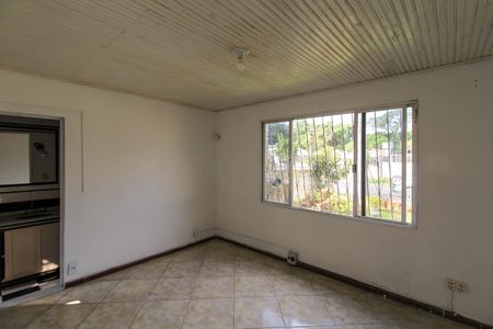Casa para alugar com 129m², 4 quartos e 1 vaga Casa para alugar com 129m², 4 quartos e 1 vagaSuíte