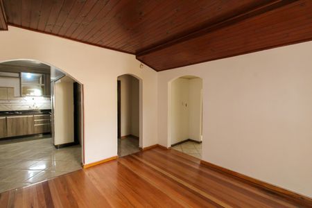 Casa para alugar com 129m², 4 quartos e 1 vaga Casa para alugar com 129m², 4 quartos e 1 vagaSala