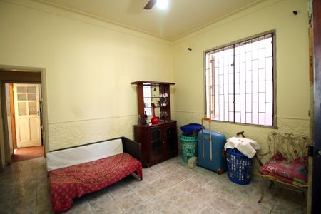 Sala de casa para alugar com 2 quartos, 110m² em Penha, Rio de Janeiro