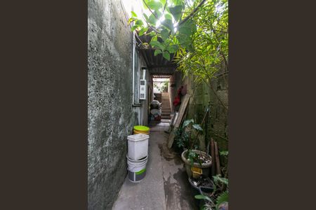 Casa à venda com 200m², 6 quartos e 2 vagas Casa à venda com 200m², 6 quartos e 2 vagasÁrea de Serviço