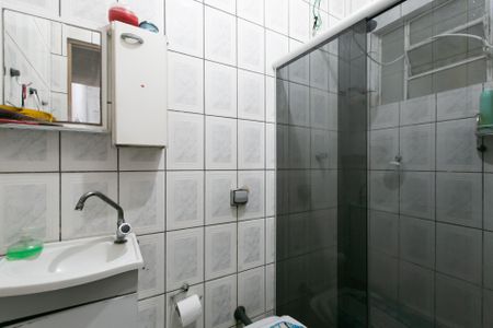 Casa à venda com 200m², 6 quartos e 2 vagas Casa à venda com 200m², 6 quartos e 2 vagasBanheiro 2