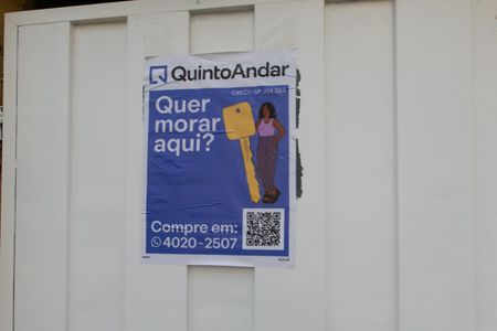Casa à venda com 200m², 6 quartos e 2 vagas Casa à venda com 200m², 6 quartos e 2 vagasPlaca
