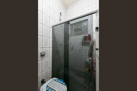 Casa à venda com 200m², 6 quartos e 2 vagas Casa à venda com 200m², 6 quartos e 2 vagasBanheiro 2