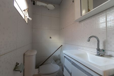 Casa à venda com 200m², 6 quartos e 2 vagas Casa à venda com 200m², 6 quartos e 2 vagasBanheiro 3