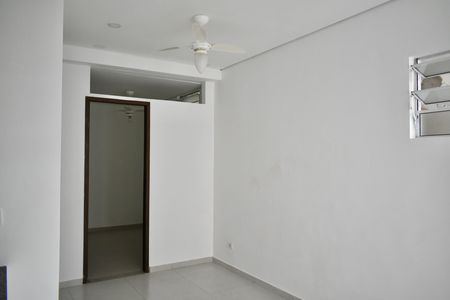 Casa para alugar com 42m², 2 quartos e sem vaga Casa para alugar com 42m², 2 quartos e sem vagaSala