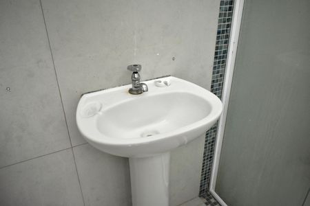 Casa para alugar com 42m², 2 quartos e sem vaga Casa para alugar com 42m², 2 quartos e sem vagaBanheiro