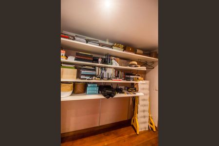 Casa à venda com 730m², 4 quartos e 6 vagasVaranda