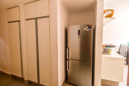 Casa à venda com 730m², 4 quartos e 6 vagasÁrea de Serviço