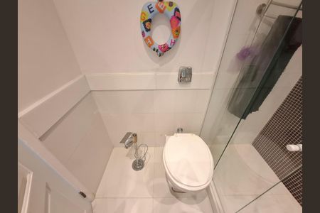 Apartamento à venda com 130m², 3 quartos e sem vagaBanheiro