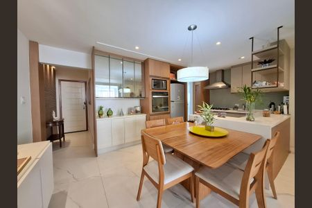 Apartamento à venda com 130m², 3 quartos e sem vagaCozinha