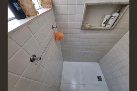 Apartamento à venda com 130m², 3 quartos e sem vagaBanheiro de serviço