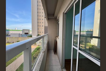 Apartamento para alugar com 48m², 2 quartos e 1 vagaSacada