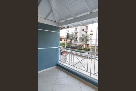Casa à venda com 216m², 3 quartos e 4 vagas Casa à venda com 216m², 3 quartos e 4 vagasVaranda da Suíte 1