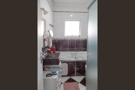 Casa à venda com 216m², 3 quartos e 4 vagas Casa à venda com 216m², 3 quartos e 4 vagasBanheiro da Suíte 1