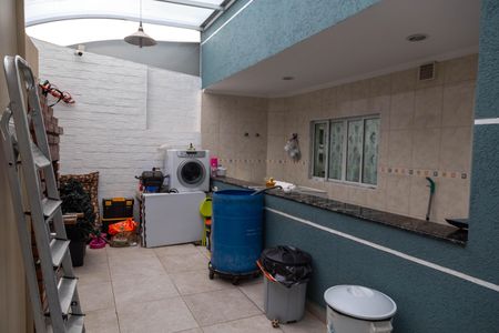 Casa à venda com 216m², 3 quartos e 4 vagas Casa à venda com 216m², 3 quartos e 4 vagasÁrea de Serviço