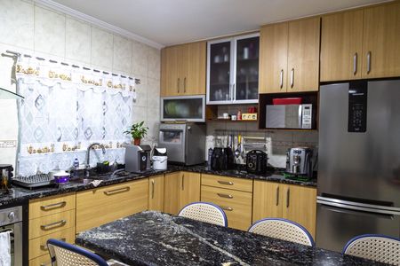 Casa à venda com 216m², 3 quartos e 4 vagas Casa à venda com 216m², 3 quartos e 4 vagasCozinha