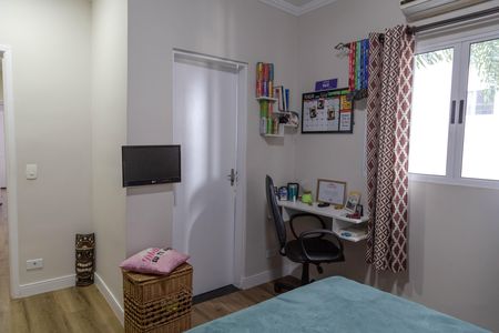 Casa à venda com 216m², 3 quartos e 4 vagas Casa à venda com 216m², 3 quartos e 4 vagasSuíte 2