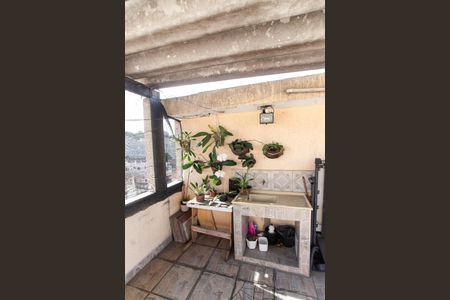 Casa à venda com 116m², 2 quartos e 1 vagaÁrea de Serviço