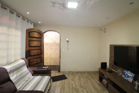 Casa à venda com 150m², 3 quartos e 1 vagaSala