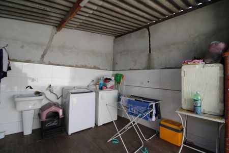 Casa à venda com 150m², 3 quartos e 1 vagaÁrea de Serviço