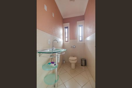 Casa à venda com 283m², 4 quartos e 4 vagas Casa à venda com 283m², 4 quartos e 4 vagasLavabo