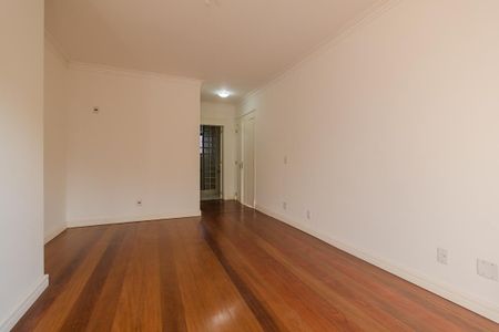 Casa à venda com 283m², 4 quartos e 4 vagas Casa à venda com 283m², 4 quartos e 4 vagasSuíte 1