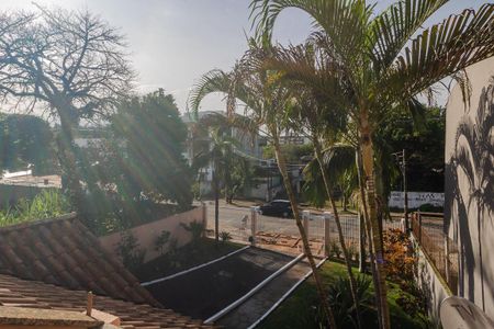 Casa à venda com 283m², 4 quartos e 4 vagas Casa à venda com 283m², 4 quartos e 4 vagasVaranda da Suíte 1