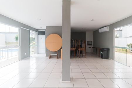 Apartamento para alugar com 49m², 2 quartos e 1 vaga Apartamento para alugar com 49m², 2 quartos e 1 vagaÁrea comum - Salão de festas