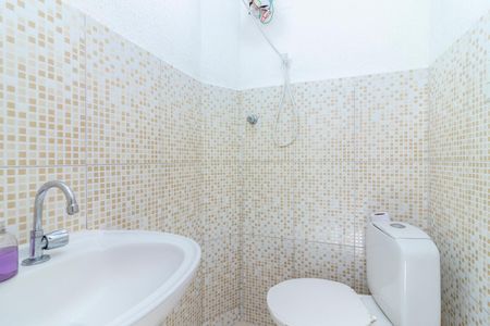 Casa à venda com 158m², 3 quartos e 3 vagasBanheiro 2