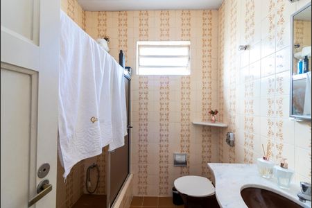 Casa à venda com 158m², 3 quartos e 3 vagasBanheiro 1