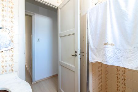 Casa à venda com 158m², 3 quartos e 3 vagasBanheiro 1