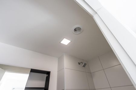Apartamento à venda com 38m², 2 quartos e sem vaga Apartamento à venda com 38m², 2 quartos e sem vagaBanheiro