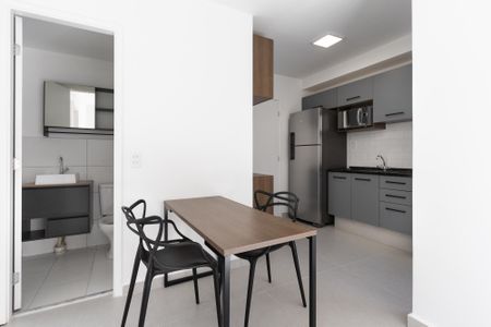 Apartamento à venda com 38m², 2 quartos e sem vaga Apartamento à venda com 38m², 2 quartos e sem vagaCopa