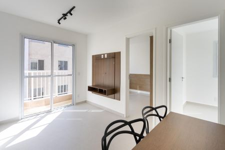 Apartamento à venda com 38m², 2 quartos e sem vaga Apartamento à venda com 38m², 2 quartos e sem vagaSala